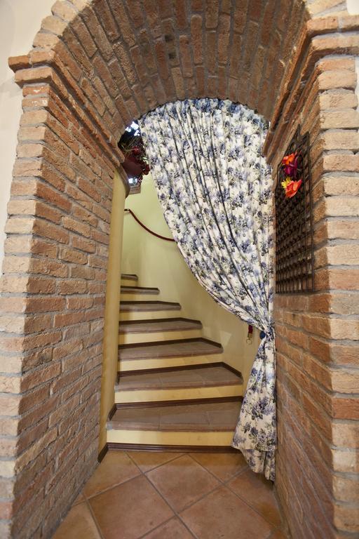 Bed and Breakfast I Grilli Кастаньоле-Ланце Экстерьер фото