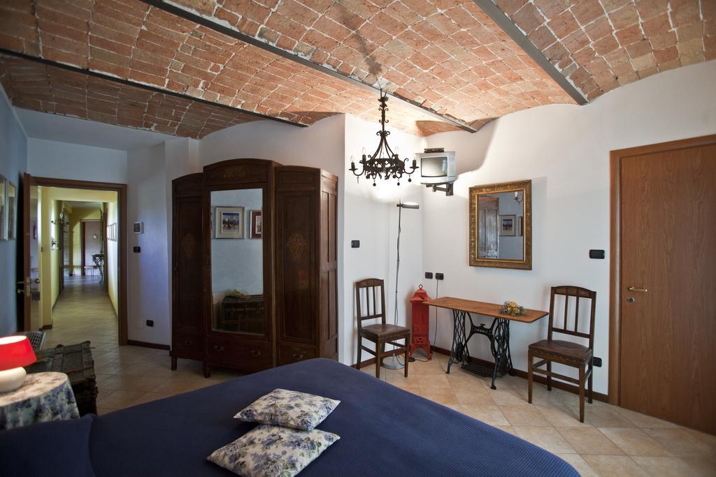 Bed and Breakfast I Grilli Кастаньоле-Ланце Экстерьер фото