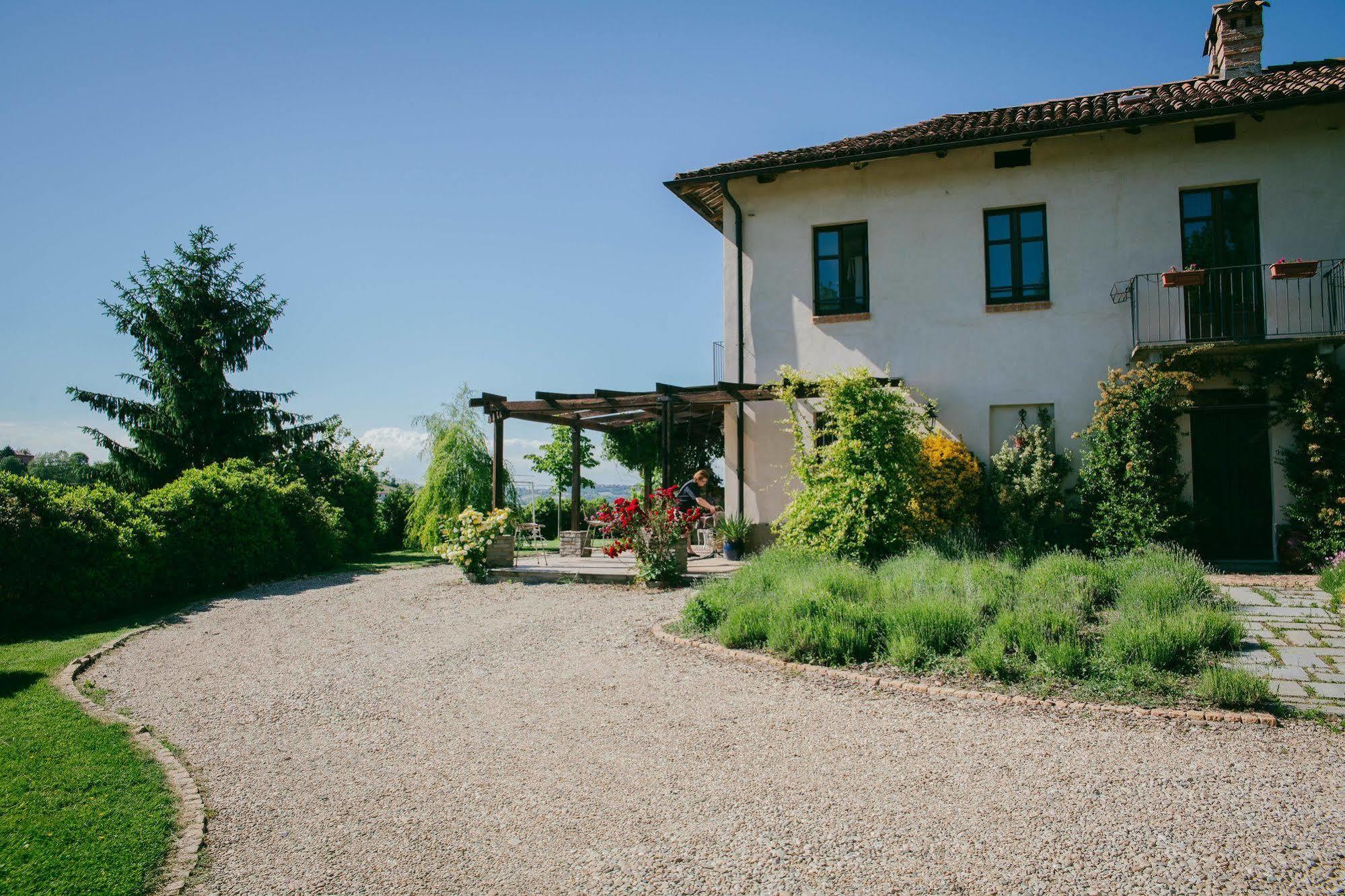 Bed and Breakfast I Grilli Кастаньоле-Ланце Экстерьер фото